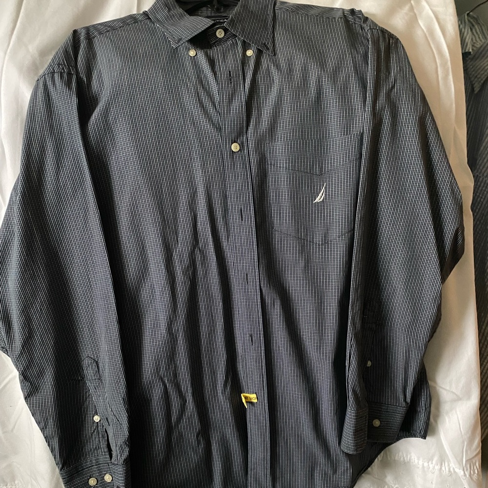 Nautica	80's Two Ply Cotton Button Down Shirt 	Gray/White/Blue Plaid 	L